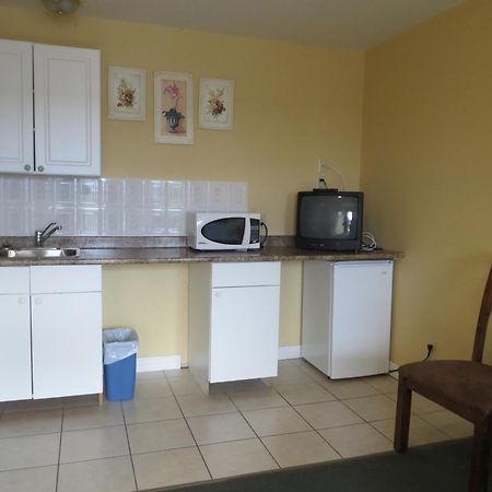 Villa Nova Motel Wasaga Beach Exteriör bild