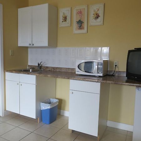 Villa Nova Motel Wasaga Beach Exteriör bild