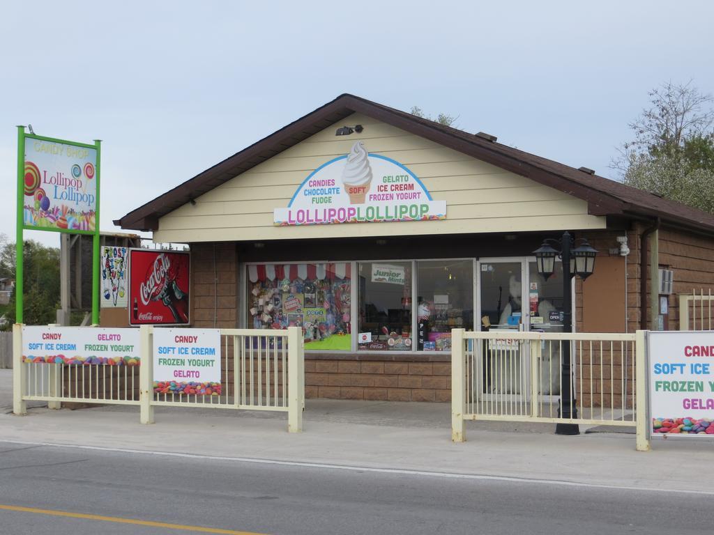 Villa Nova Motel Wasaga Beach Exteriör bild